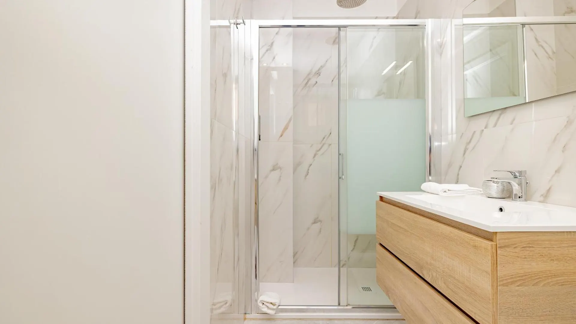 Pensionat Cozy Room - 2 Milano